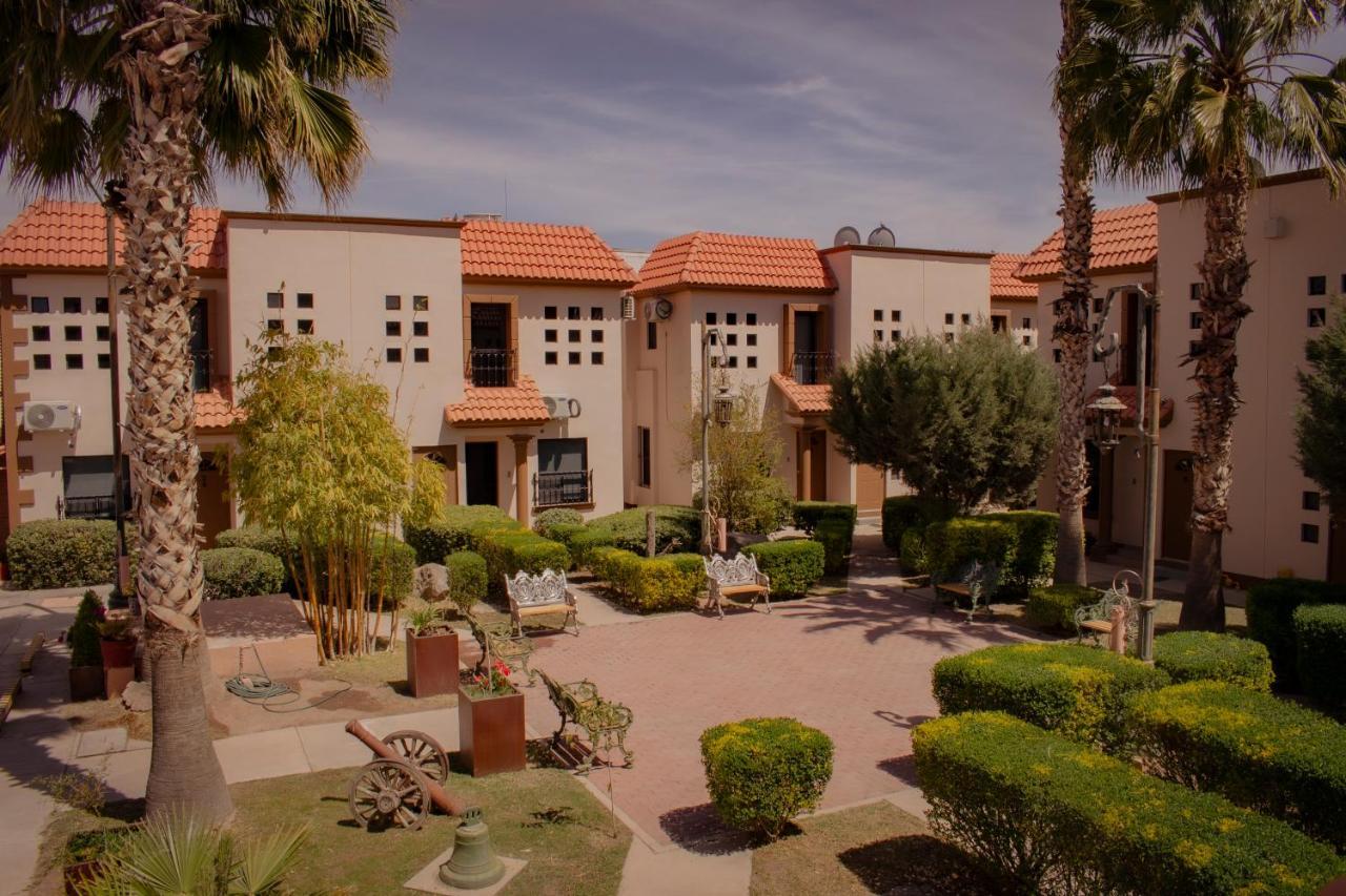 Suites Cervantes Chihuahua Kültér fotó
