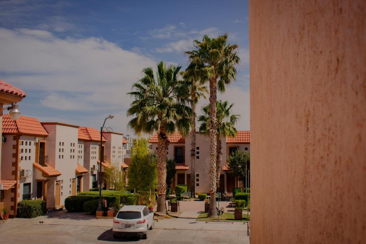 Suites Cervantes Chihuahua Kültér fotó
