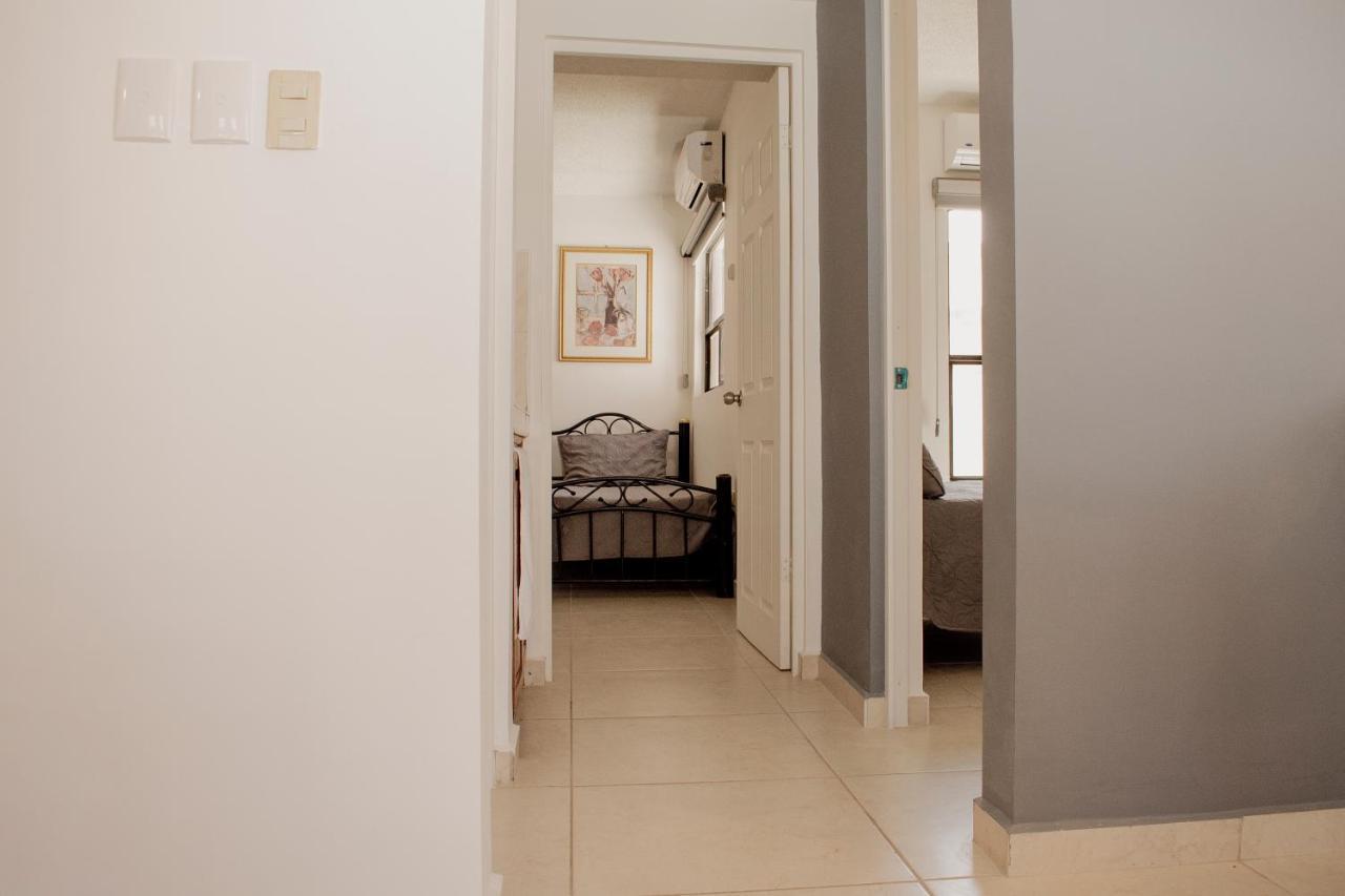 Suites Cervantes Chihuahua Kültér fotó