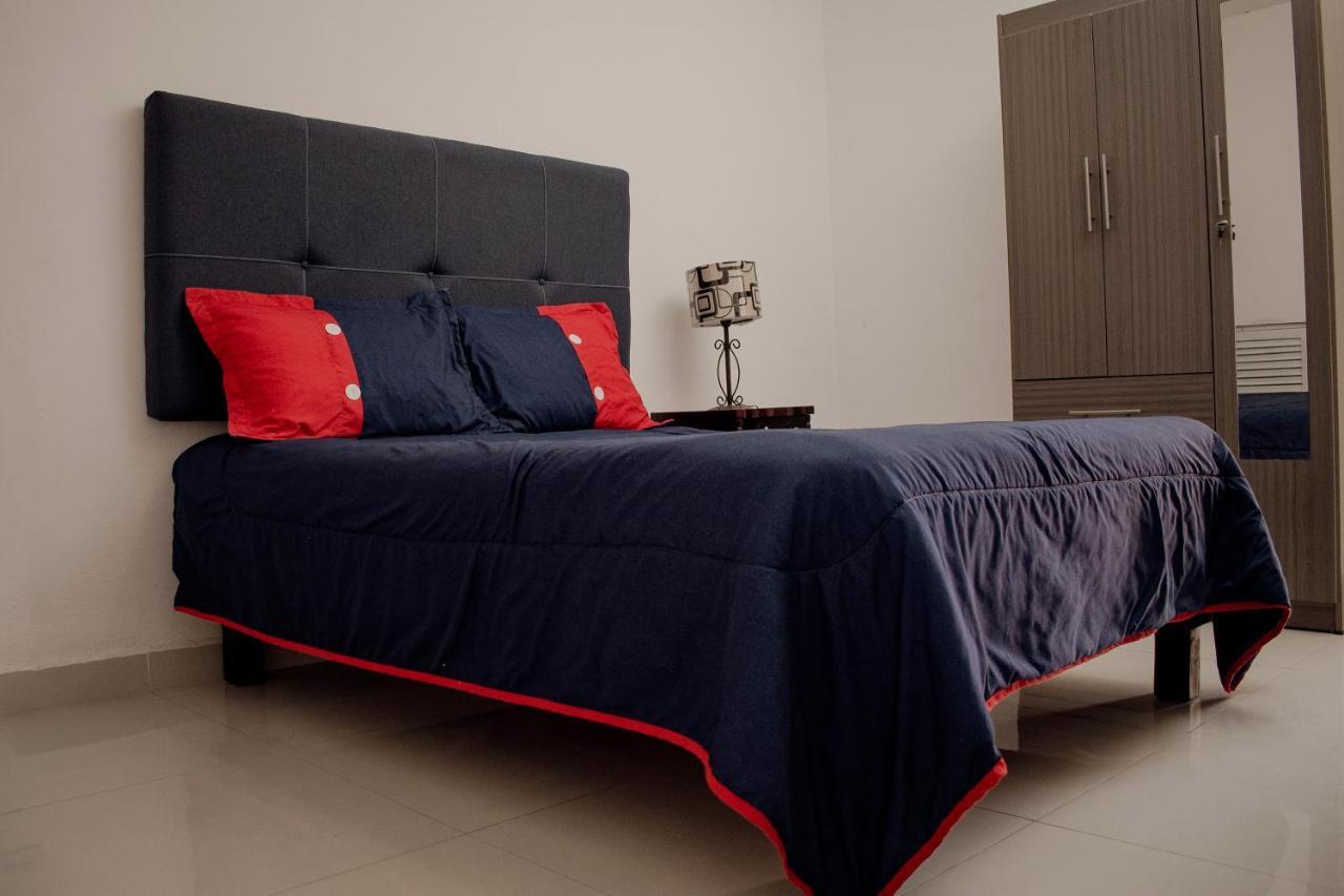 Suites Cervantes Chihuahua Kültér fotó