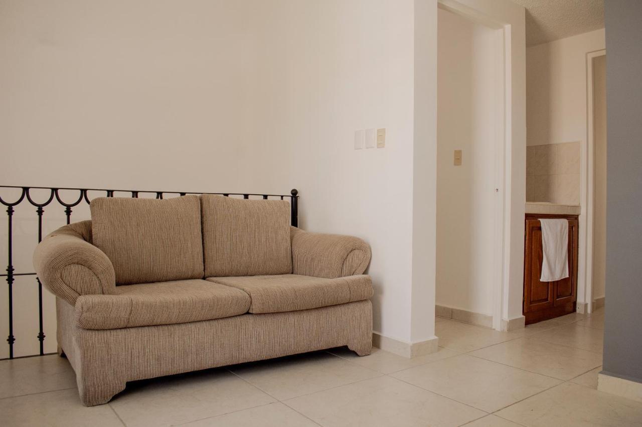 Suites Cervantes Chihuahua Kültér fotó