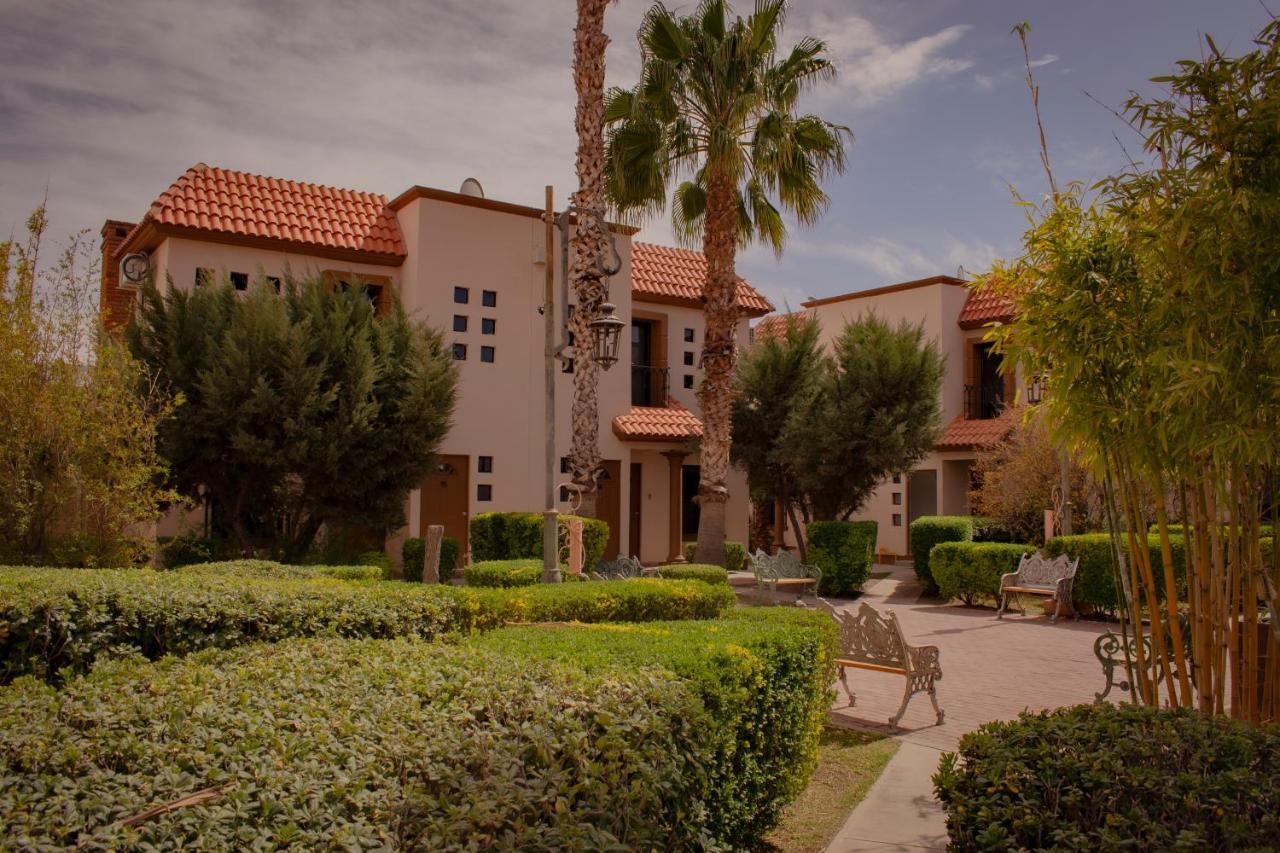 Suites Cervantes Chihuahua Kültér fotó