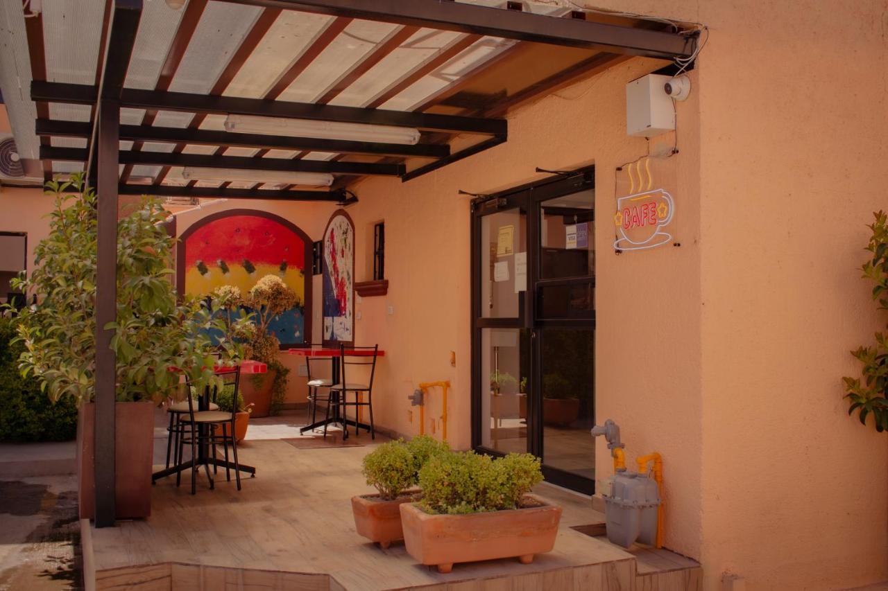 Suites Cervantes Chihuahua Kültér fotó