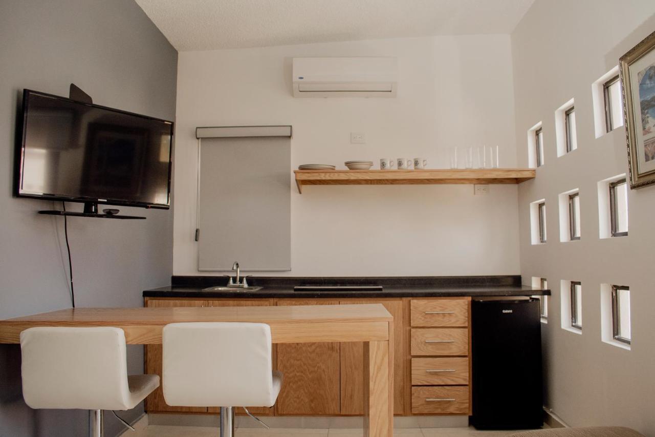 Suites Cervantes Chihuahua Kültér fotó